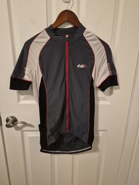 LG Gray Cycling Jersey with Red Trim